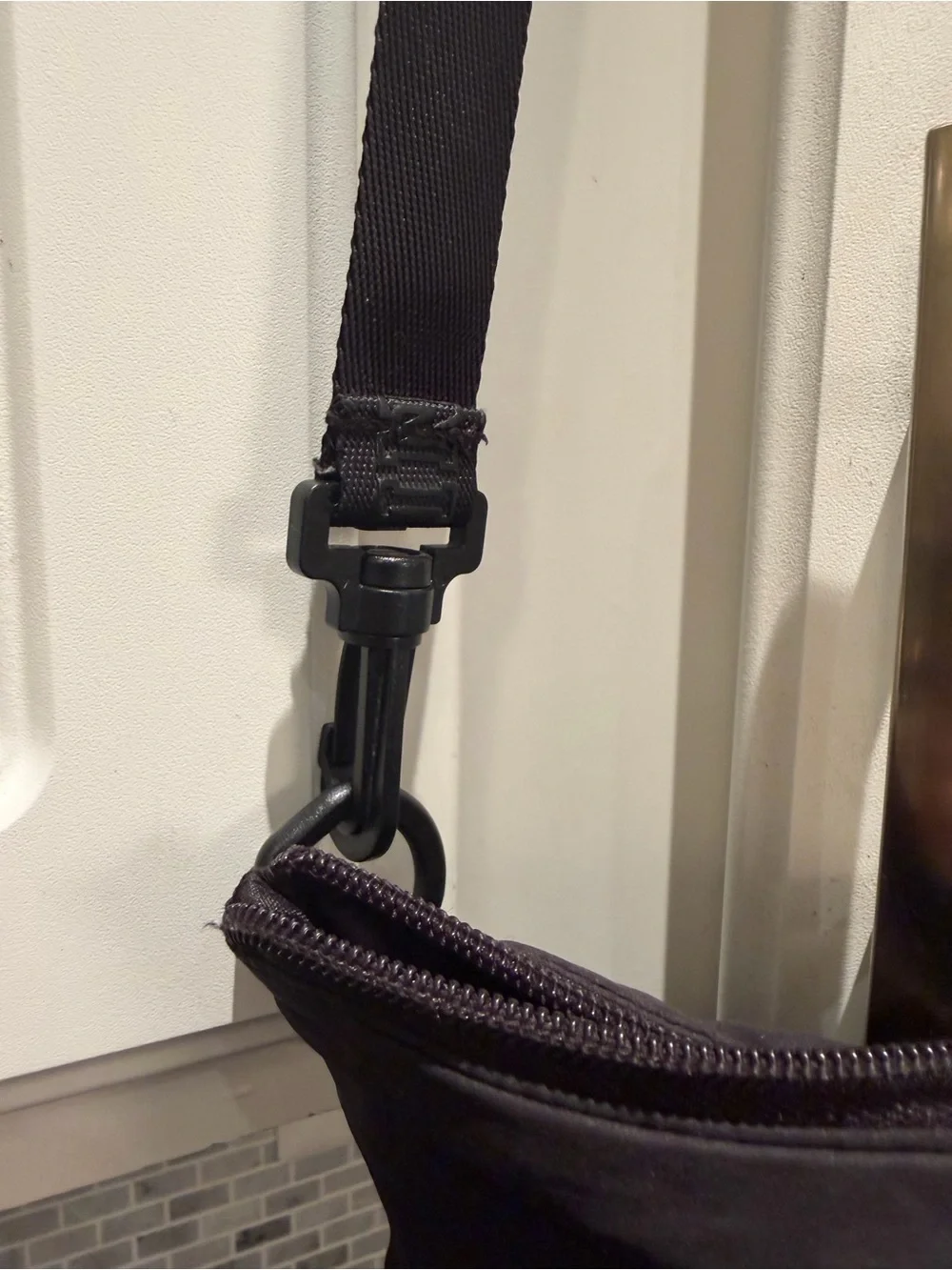 Victoria’s Secret Pink Crossbody Small Zipper Bag - Black